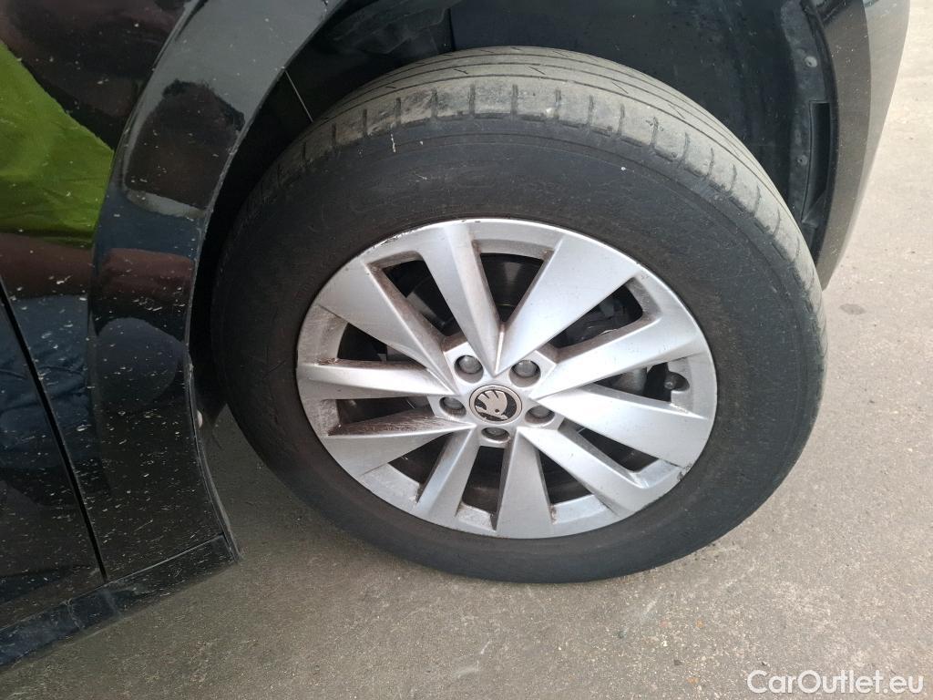  Skoda  KAMIQ  Ambition 1.0 TSI 110CV BVA7 E6d #30