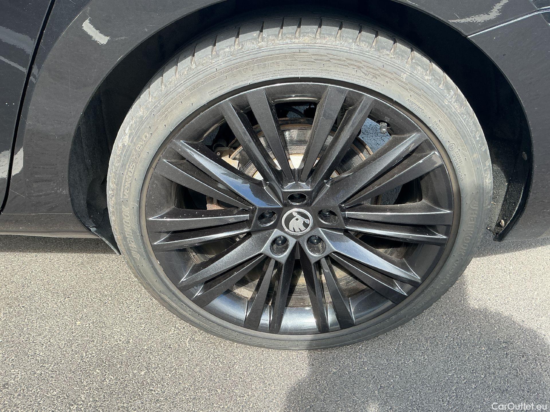  Skoda  Superb Skoda,  C FL'19 PHEV, Sup.Comb.PHEV 218 Clev+ iV DSG #13