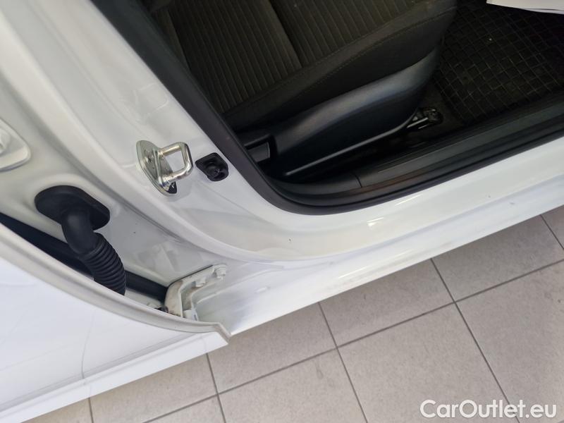  Hyundai  i20   (BC3) (2020)  1.2i FAMILY #10