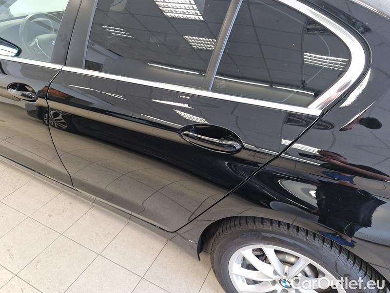  Bmw  Serie 5  Lim. (G30)  (2016->) 520d xDrive AT #11