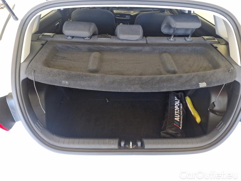  Hyundai  i20   (BC3) (2020)  1.2i FAMILY #14
