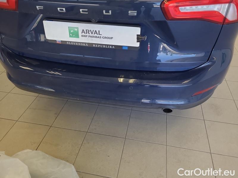  Ford  Focus  Break (2010) Foc.kom.1.5TDCi 88 Edition #12