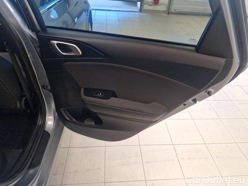  KIA  Cee'd Ceed Sportswagon (2018->) CEED SW 1.6CRDi 100 Exclusive #9