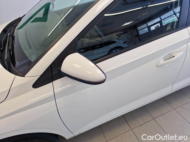  Hyundai  i20   (BC3) (2020)  1.2i FAMILY #17