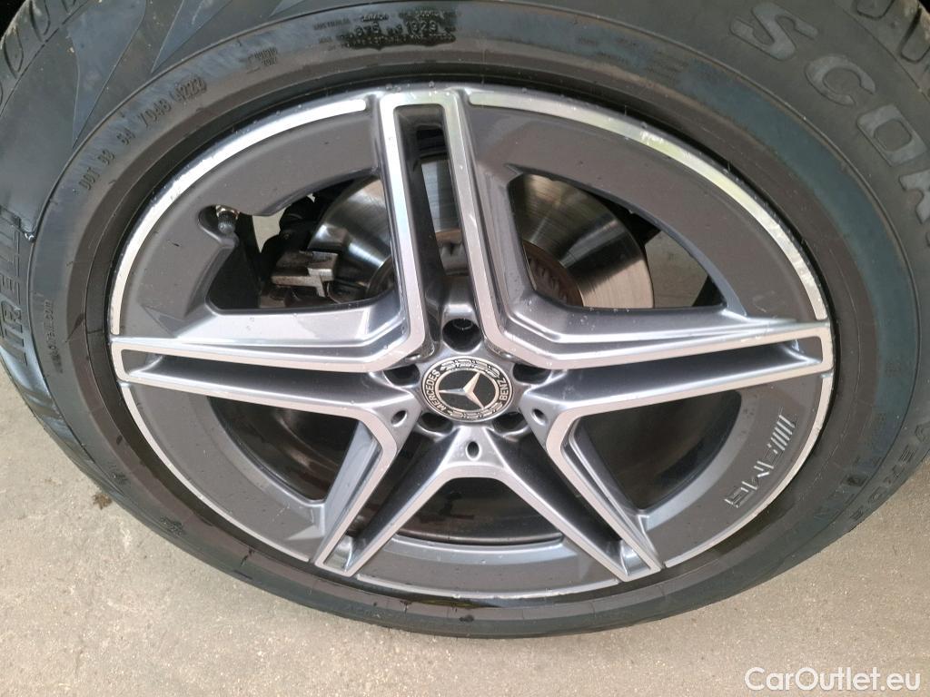  Mercedes  G-Klasee MERCEDES-BENZ GLC Coupe / 2019 / 5P / Coupé 2.0 GLC 300 E BUSINESS LINE 4MATIC #29