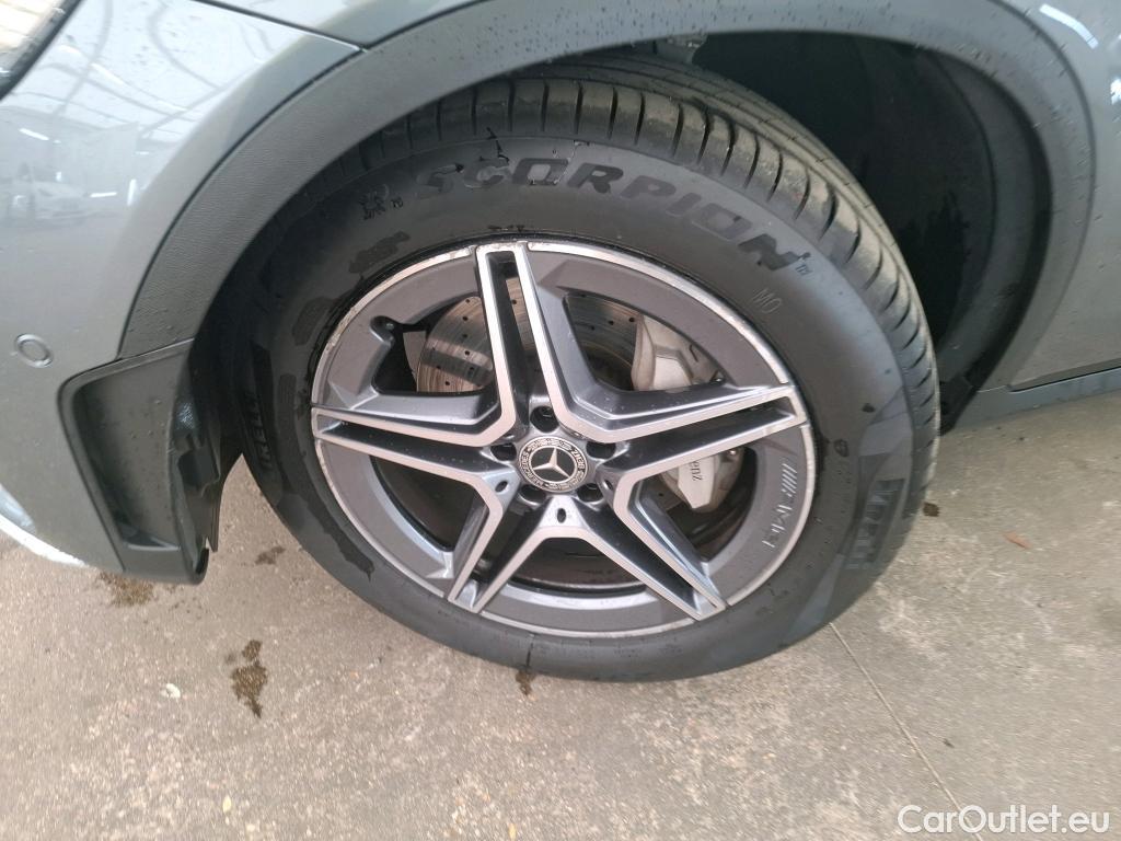  Mercedes  G-Klasee MERCEDES-BENZ GLC Coupe / 2019 / 5P / Coupé 2.0 GLC 300 E BUSINESS LINE 4MATIC #11