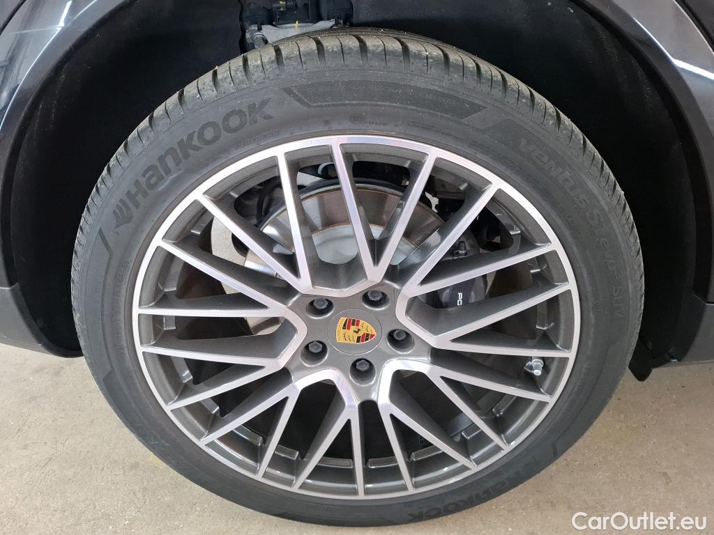  Porsche  Cayenne PORSCHE  5p SUV  E-Hybrid #2