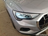  Audi  Q3 AUDI  / 2018 / 5P / SUV 35 TDI QUATTRO S TRONIC BUSINESS ADVANCE #32
