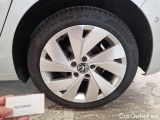  Volkswagen  Golf  VOLKSWAGEN / 2019 / 5P / BERLINA 2.0 TDI SCR 110KW STYLE DSG #98