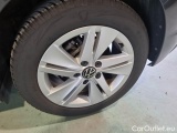  Volkswagen  Golf  VOLKSWAGEN / 2019 / 5P / BERLINA 2.0 TDI SCR 85KW LIFE DSG #66