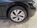  Volkswagen  Golf  VOLKSWAGEN / 2019 / 5P / BERLINA 2.0 TDI SCR 85KW STYLE DSG #56