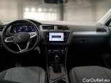  Volkswagen  Tiguan VOLKSWAGEN  / 2020 / 5P / SUV 2.0 TDI SCR 110KW LIFE DSG #3