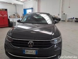 Volkswagen  Tiguan VOLKSWAGEN  / 2020 / 5P / SUV 2.0 TDI SCR 110KW LIFE DSG #109