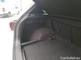  Volkswagen  Tiguan VOLKSWAGEN  / 2020 / 5P / SUV 2.0 TDI SCR 110KWR-LINE DSG #101