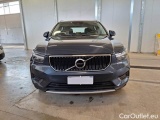  Volvo  XC 40 VOLVO XC40 / 2017 / 5P / SUV T3 AUTOMATICO MOMENTUM PRO #28