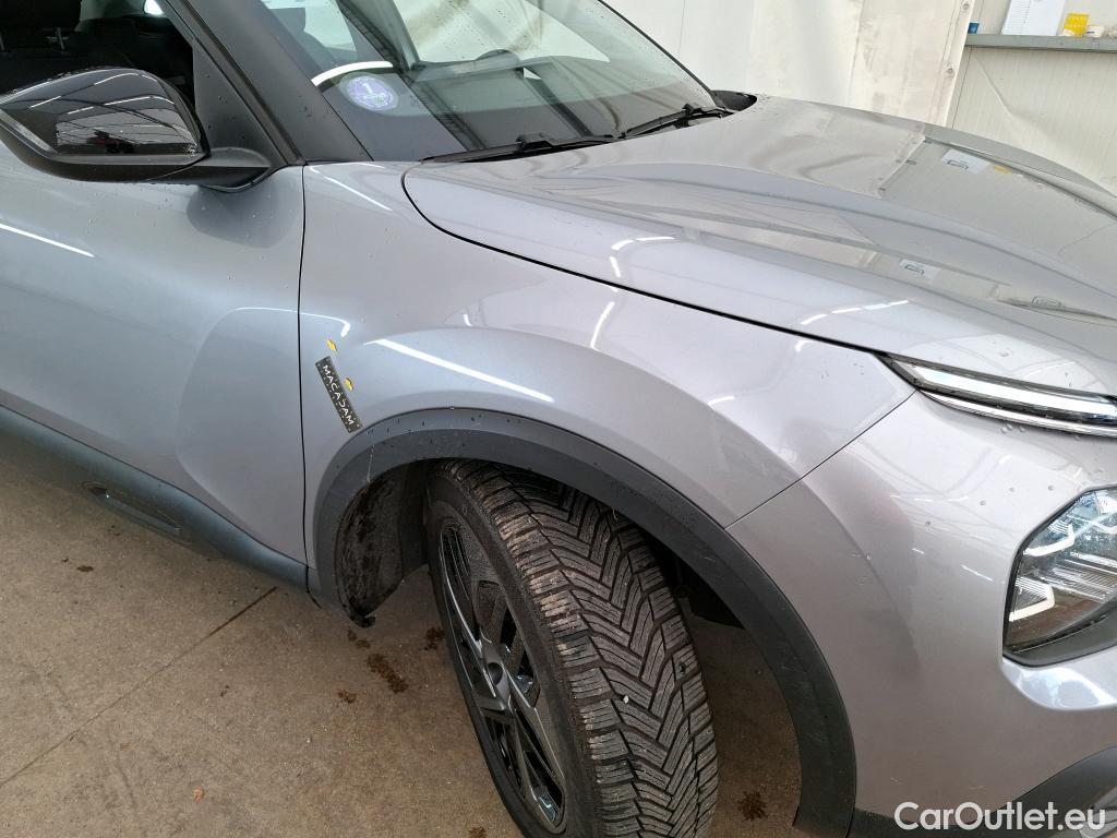  Citroen  C4  Berline Feel Pack 1.2 PureTech 130CV BVM6 6E #1