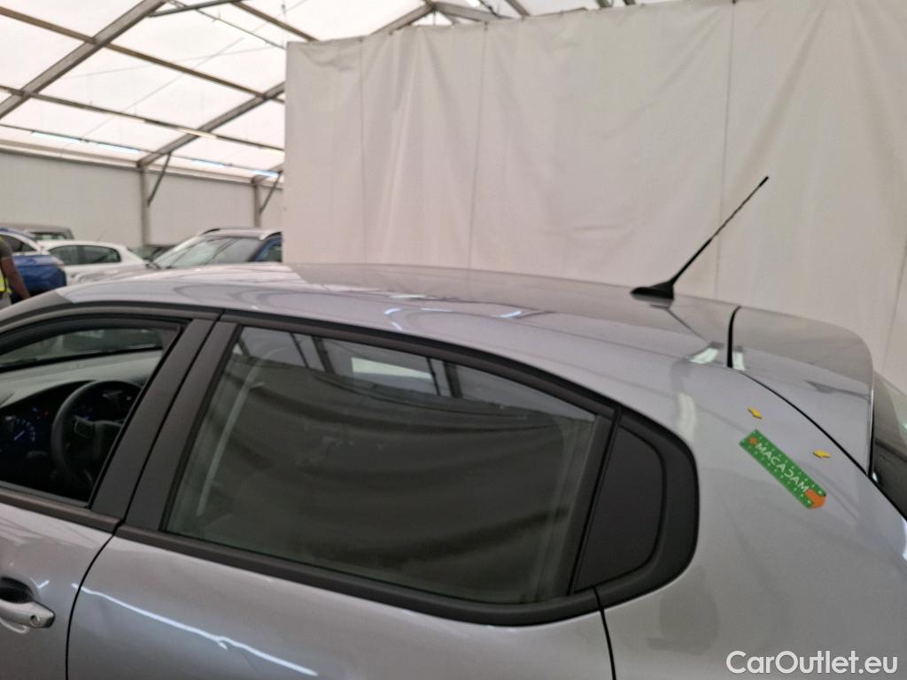  Citroen  C3  Plus 1.2 PureTech 80CV BVM5 6E #15