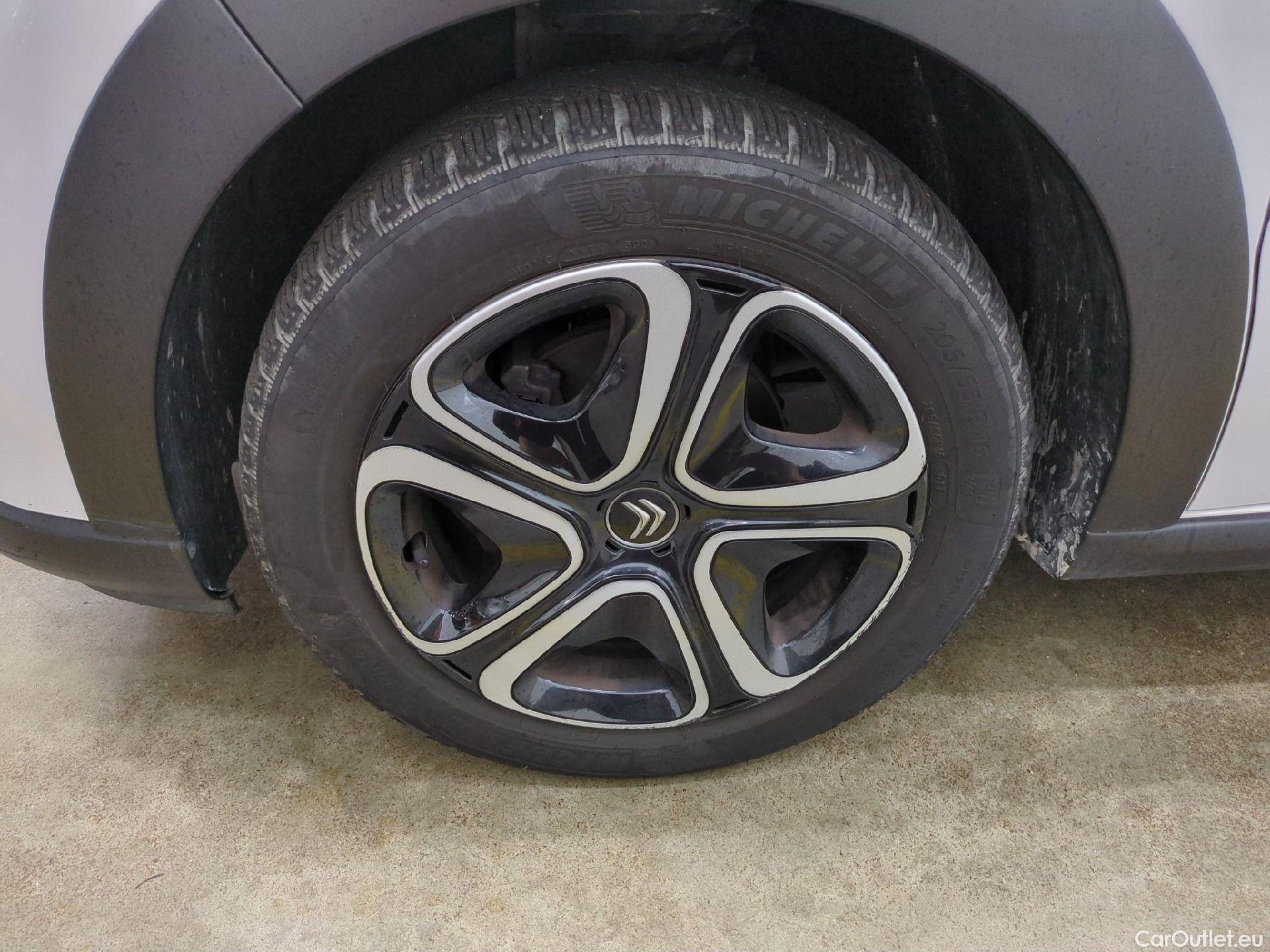  Citroen  C3  Société / 2020 / 5P / Berline / VU PureTech 83 S&S BVM Feel Nav #2
