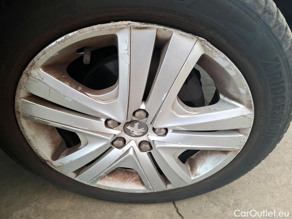  Peugeot  208  Allure Business 1.2 PureTech 110CV BVM6 E6dT #54