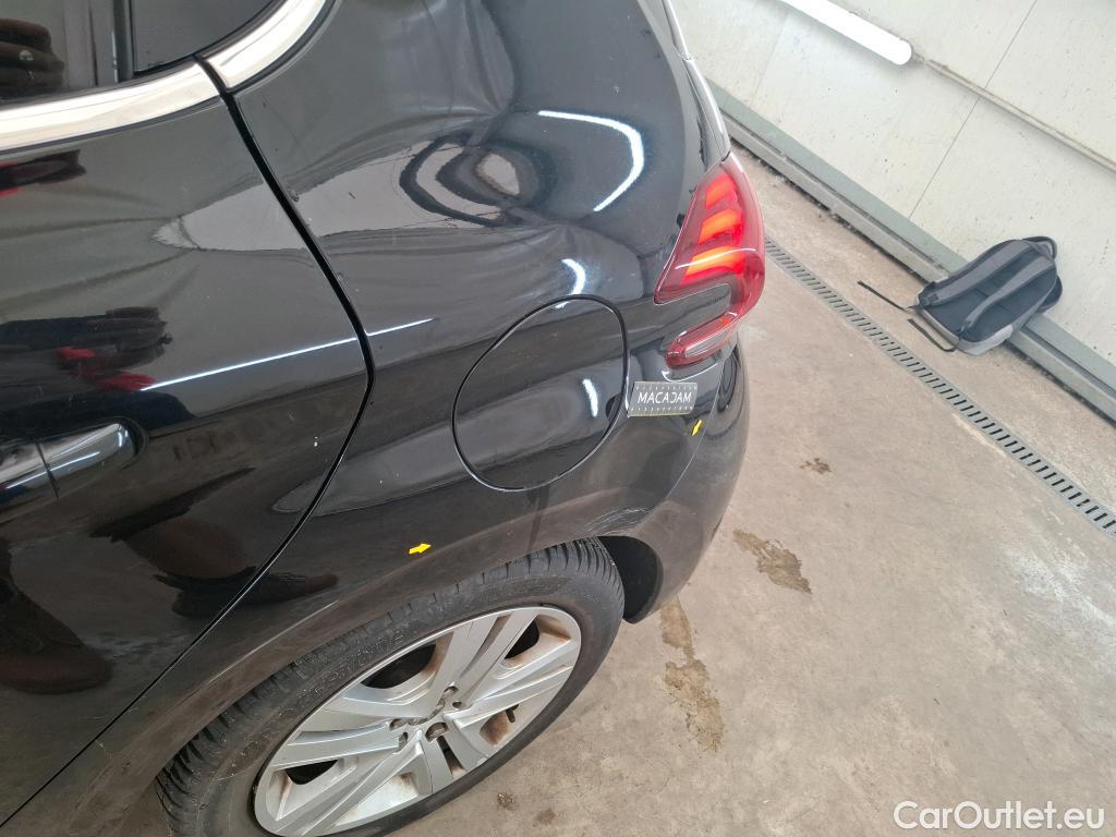  Peugeot  208  Allure Business 1.2 PureTech 110CV BVM6 E6dT #1