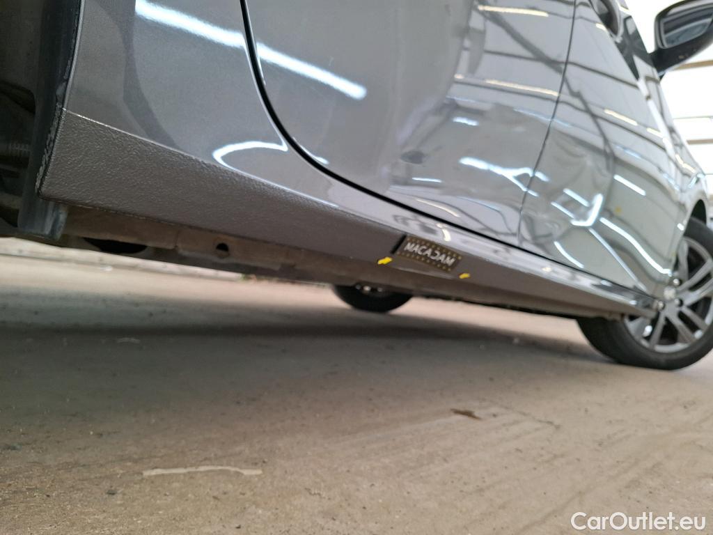  Peugeot  208  Active Business 1.2 PureTech 75CV BVM5 E6d #31