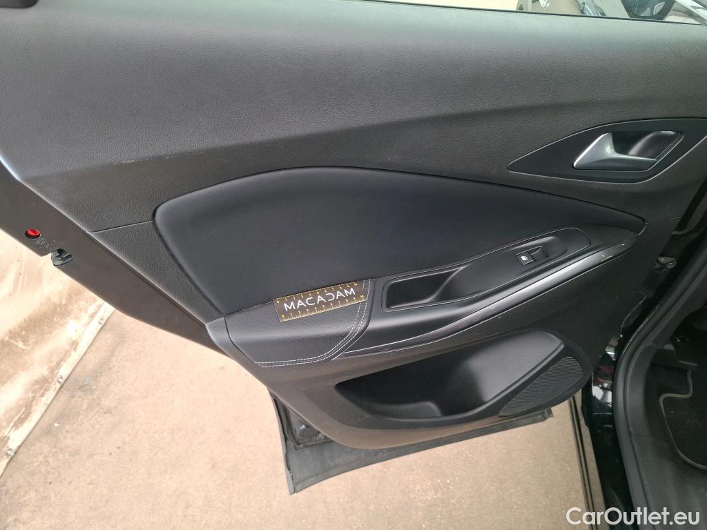  Opel   Grandland X Grandland X Elegance Business 1.2 Turbo 130CV BVA8 E6d #43