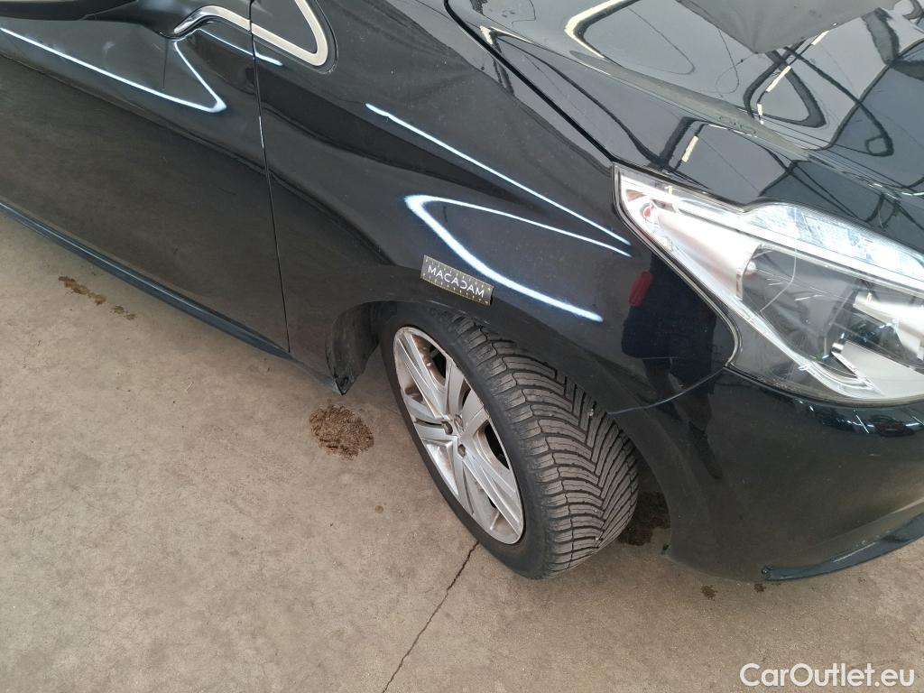  Peugeot  208  Allure Business 1.2 PureTech 110CV BVM6 E6dT #61