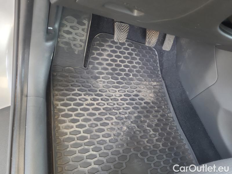  Hyundai  i30  (PD)(01.2017  ->)  1.5T MHEV Comf kombi 5d #10