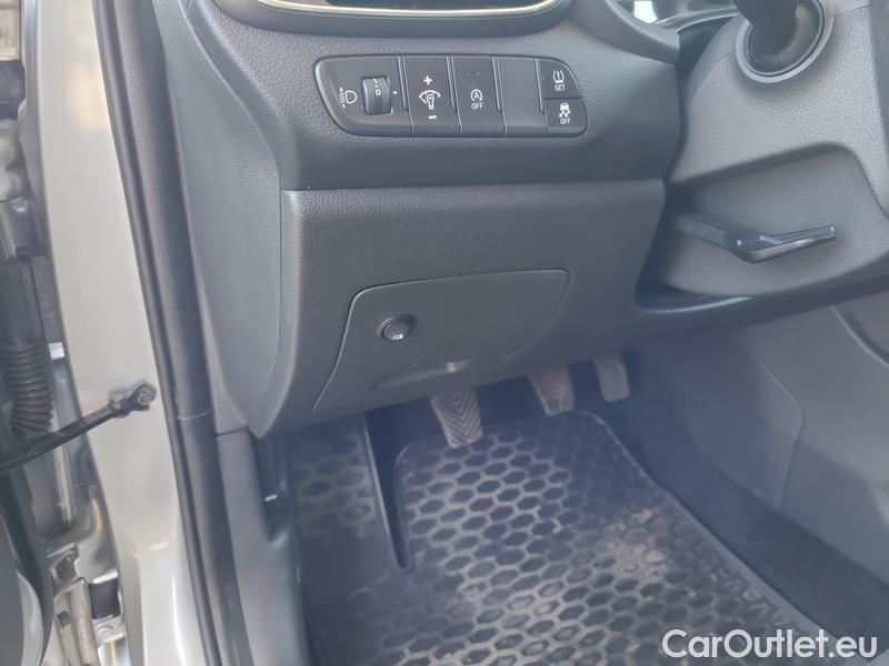  Hyundai  i30  (PD)(01.2017  ->)  1.5T MHEV Comf kombi 5d #11