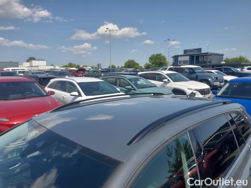  Volkswagen  Golf  VIII Variant (CG5) 2020 Var.2.0TDI 110 Style AT #11