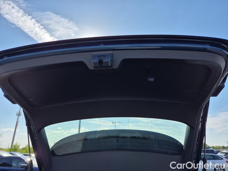  Skoda  Octavia  Lim. (NX3)(2020) Oct.Combi 1.5TSI 110 Style #14