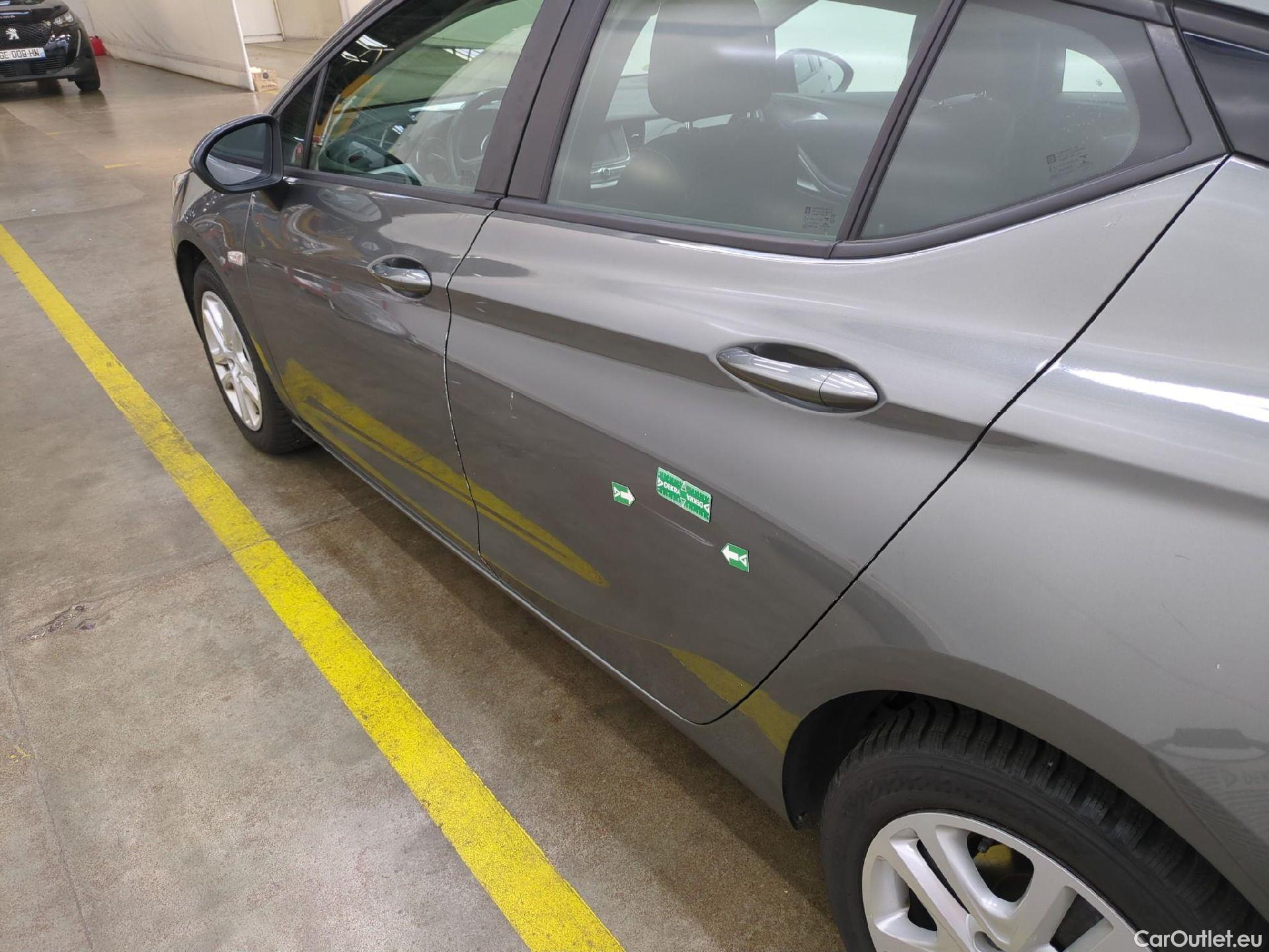  Opel  Astra OPEL  5p Berline 1.6 DIESEL 136 AUTO EDITION BUSINESS #30