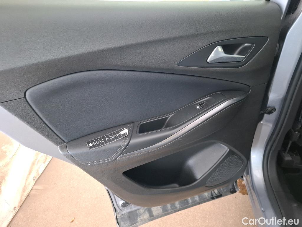  Opel   Grandland X Grandland X Elegance Business 1.2 Turbo 130CV BVA8 E6d #16