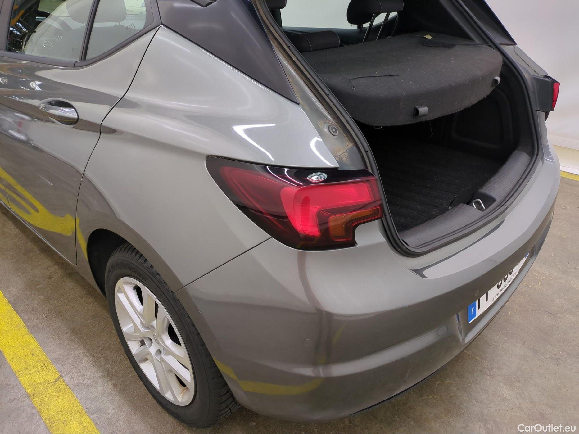  Opel  Astra OPEL  5p Berline 1.6 DIESEL 136 AUTO EDITION BUSINESS #44