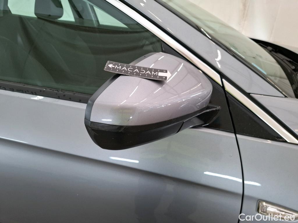  Opel   Grandland X Grandland X Elegance Business 1.2 Turbo 130CV BVA8 E6d #1