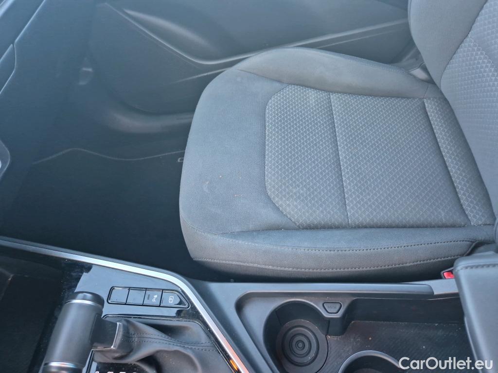  KIA  Niro KIA  / 2022 / 5P / crossover 1.6 GDi PHEV 135kW (183CV) Concept #9