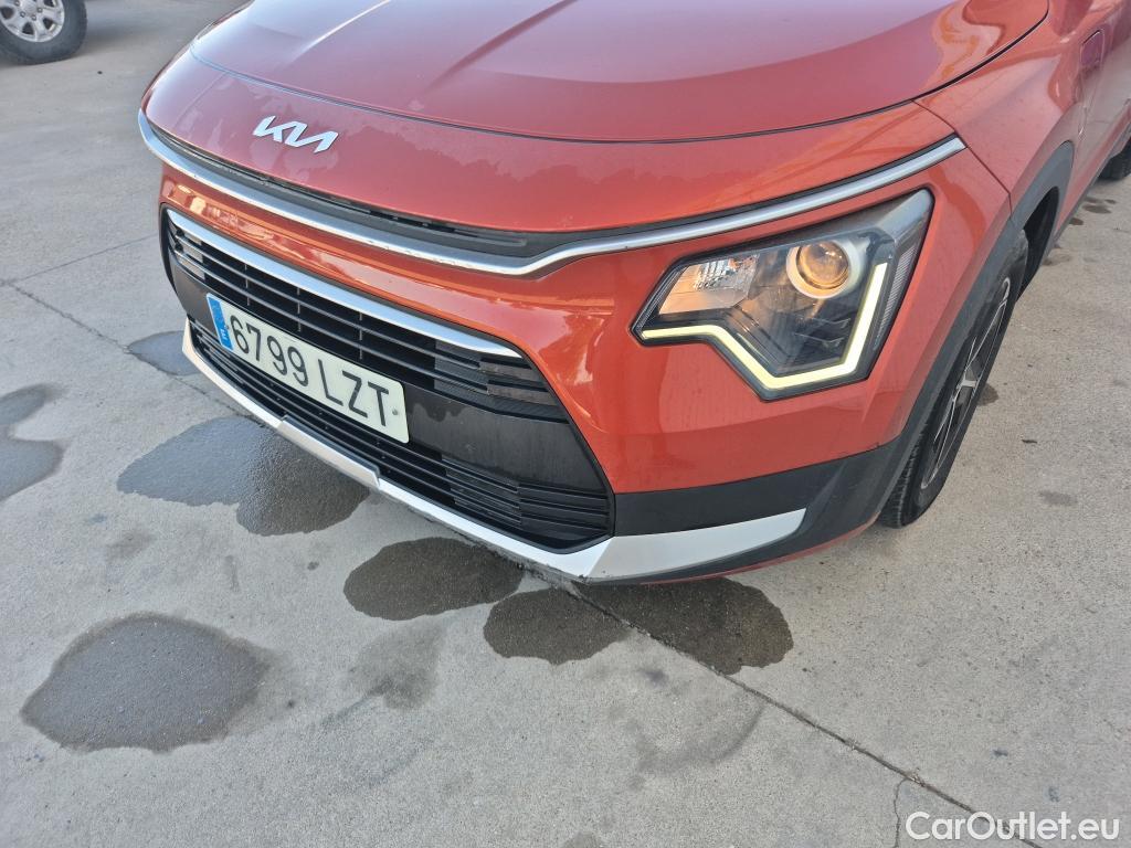  KIA  Niro KIA  / 2022 / 5P / crossover 1.6 GDi PHEV 135kW (183CV) Concept #13
