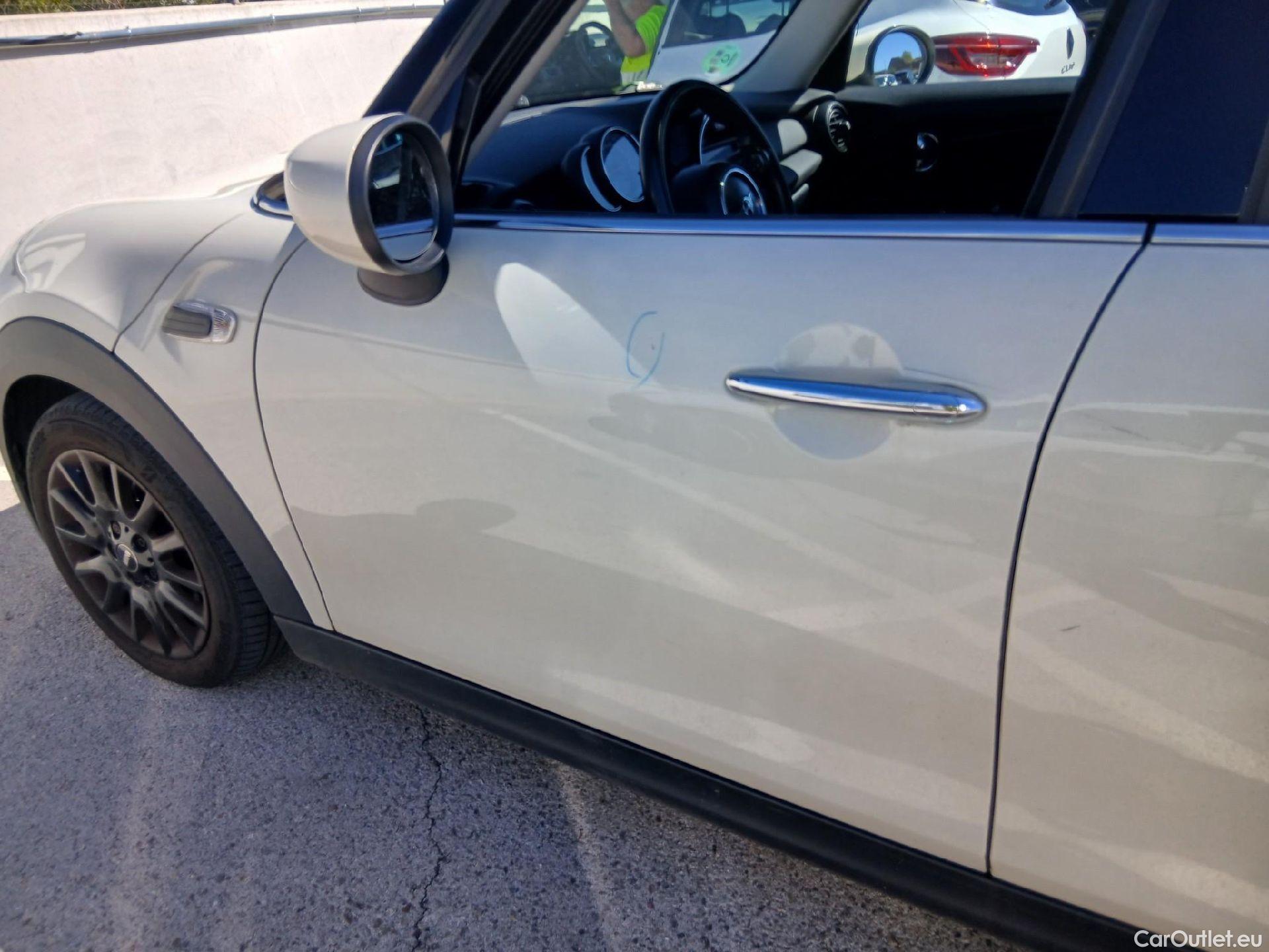  Mini  Cooper MINI MINI / 2014 / 5P / berlina con portón ONE 5 PUERTAS (CX) #15