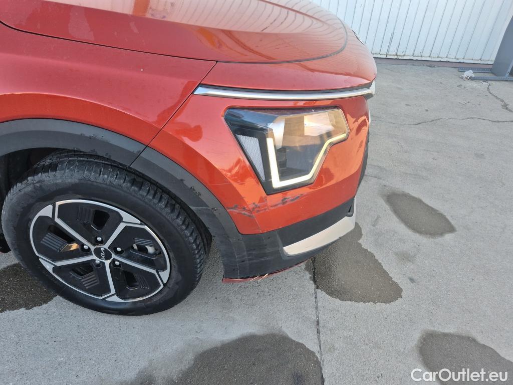  KIA  Niro KIA  / 2022 / 5P / crossover 1.6 GDi PHEV 135kW (183CV) Concept #17