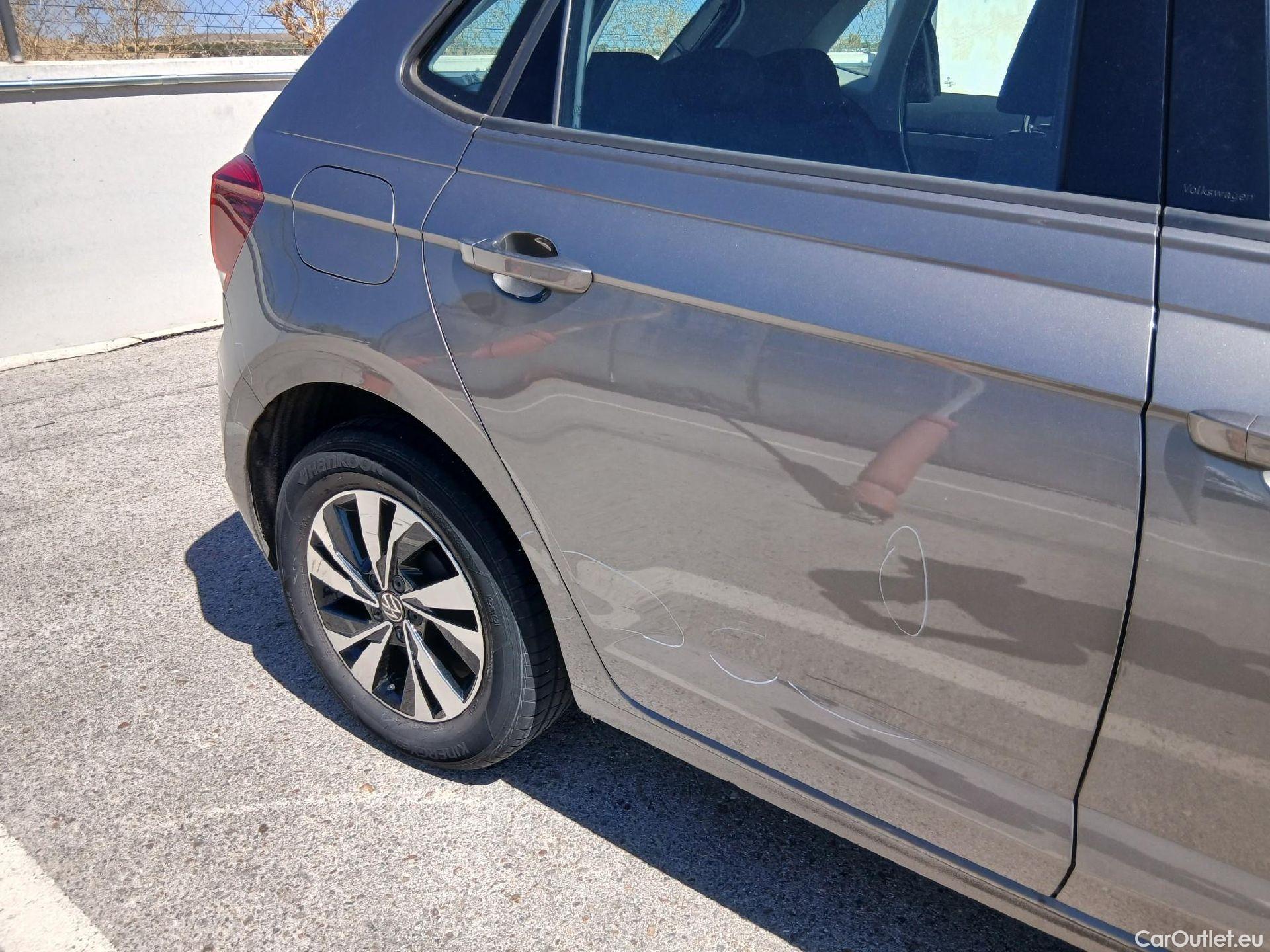  Volkswagen  Polo VOLKSWAGEN  / 2017 / 5P / berlina con portón Advance 1.0 TSI 70kW (95CV) #25