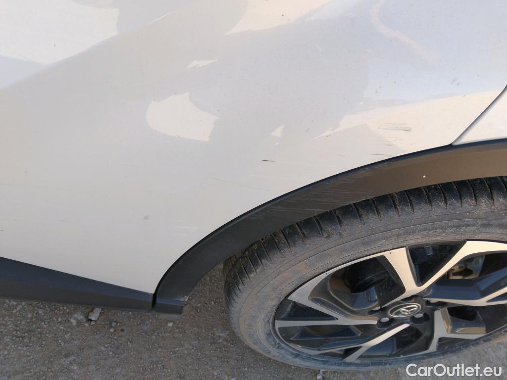  Toyota  C-HR TOYOTA  / 2019 / 5P / todoterreno 1.8 125H Advance #27
