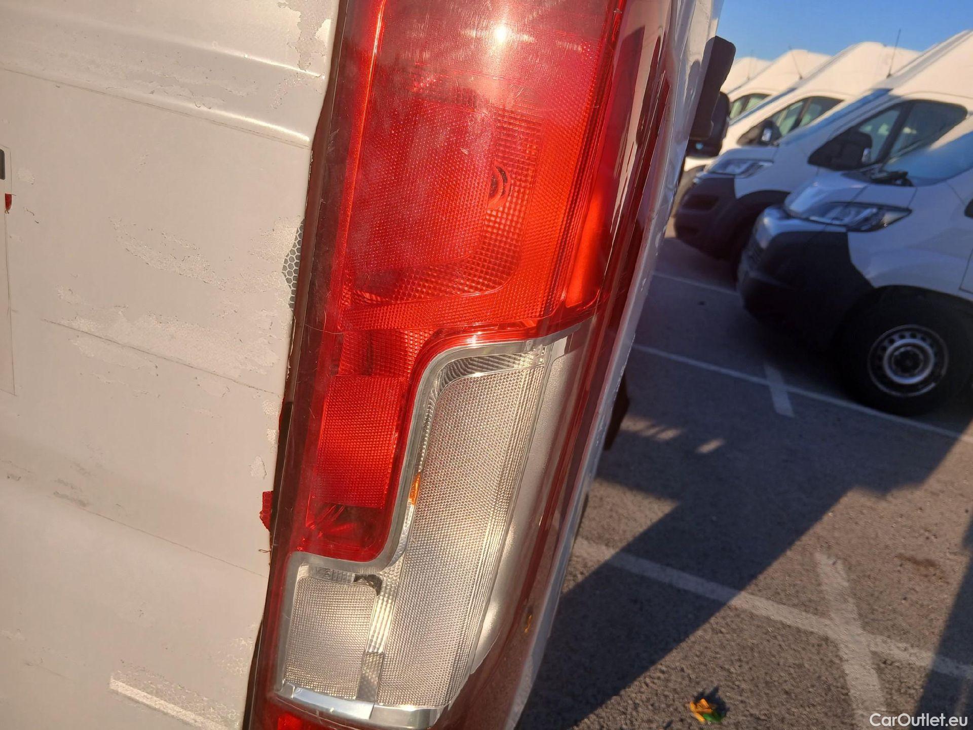  Fiat  Ducato FIAT  / 2023 / 4P / furgón 35 L2H2 BlueHDi (103kW) #37