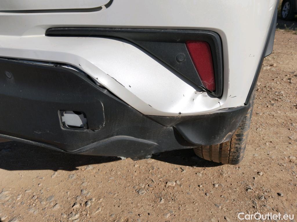  Toyota  C-HR TOYOTA  / 2019 / 5P / todoterreno 1.8 125H Advance #6