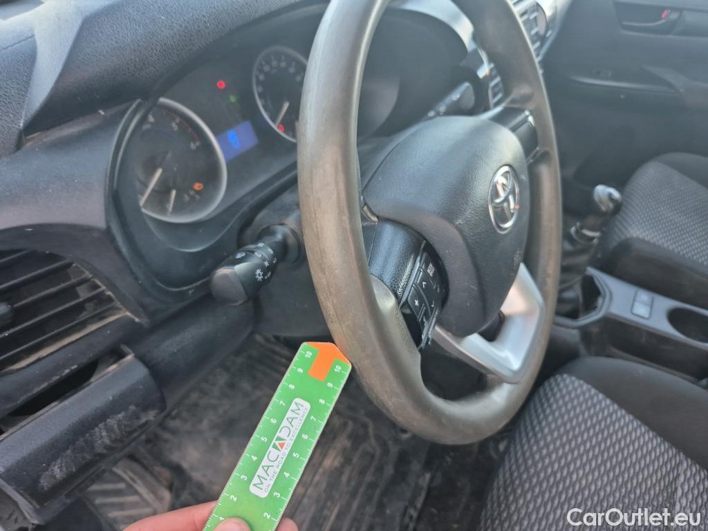  Toyota  Hilux TOYOTA  / 2016 / 2P / pickup 2.4 D-4D Cabina Sencilla GX #35