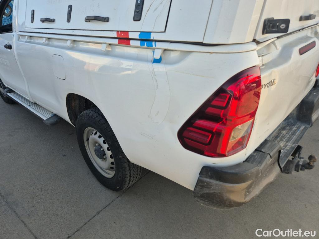  Toyota  Hilux TOYOTA  / 2016 / 2P / pickup 2.4 D-4D Cabina Sencilla GX #14