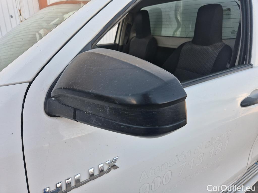  Toyota  Hilux TOYOTA  / 2016 / 2P / pickup 2.4 D-4D Cabina Sencilla GX #40