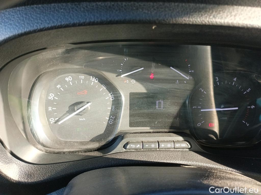  Peugeot  Expert PEUGEOT  / 2016 / 4P / furgón Furgón Premium 1.5 BlueHDi 100 Standard (AC) #49