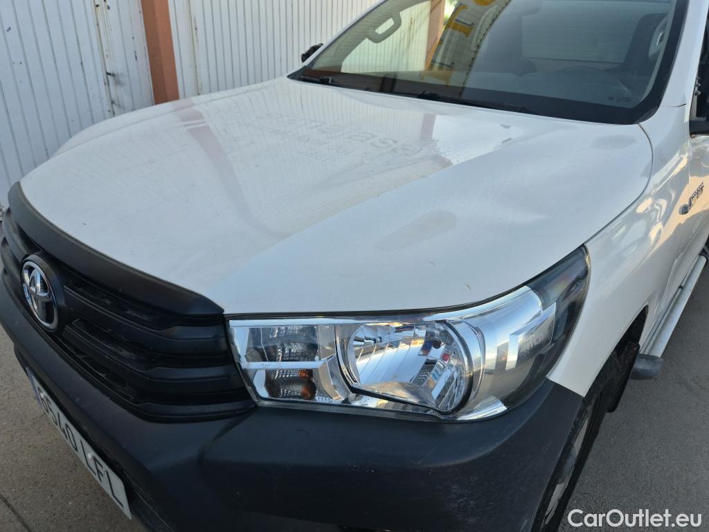  Toyota  Hilux TOYOTA  / 2016 / 2P / pickup 2.4 D-4D Cabina Sencilla GX #44
