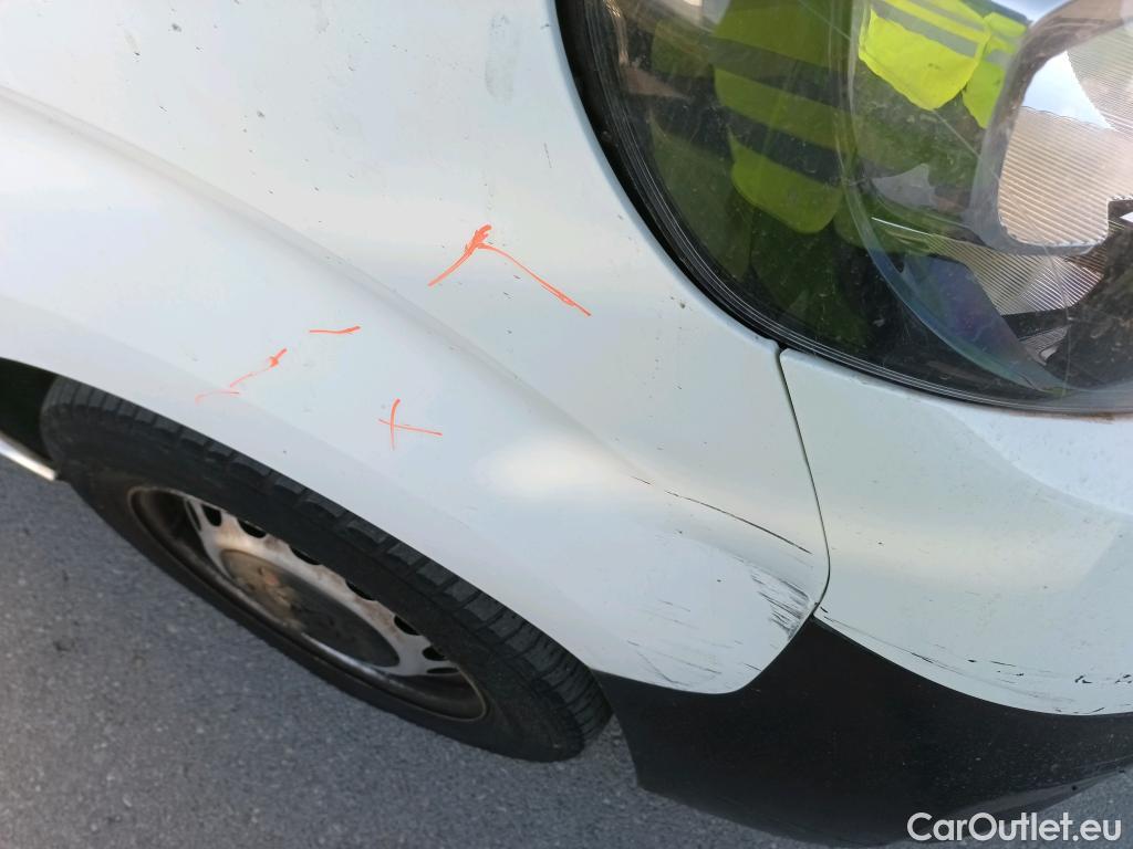  Peugeot  Expert PEUGEOT  / 2016 / 4P / furgón Furgón Premium 1.5 BlueHDi 100 Standard (AC) #24