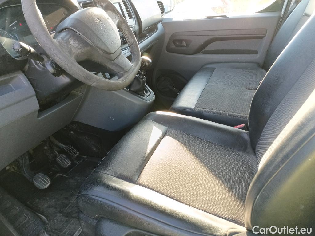  Peugeot  Expert PEUGEOT  / 2016 / 4P / furgón Furgón Premium 1.5 BlueHDi 100 Standard (AC) #39
